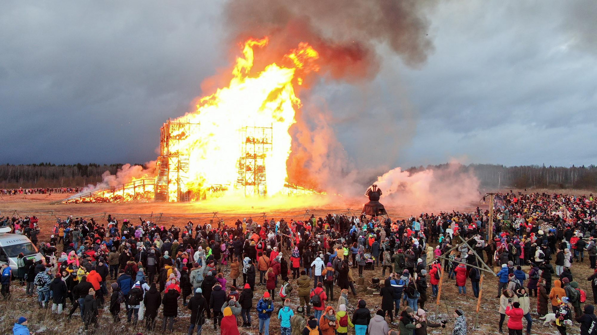 as maslenitsa came to a scorching end saturday with the burning