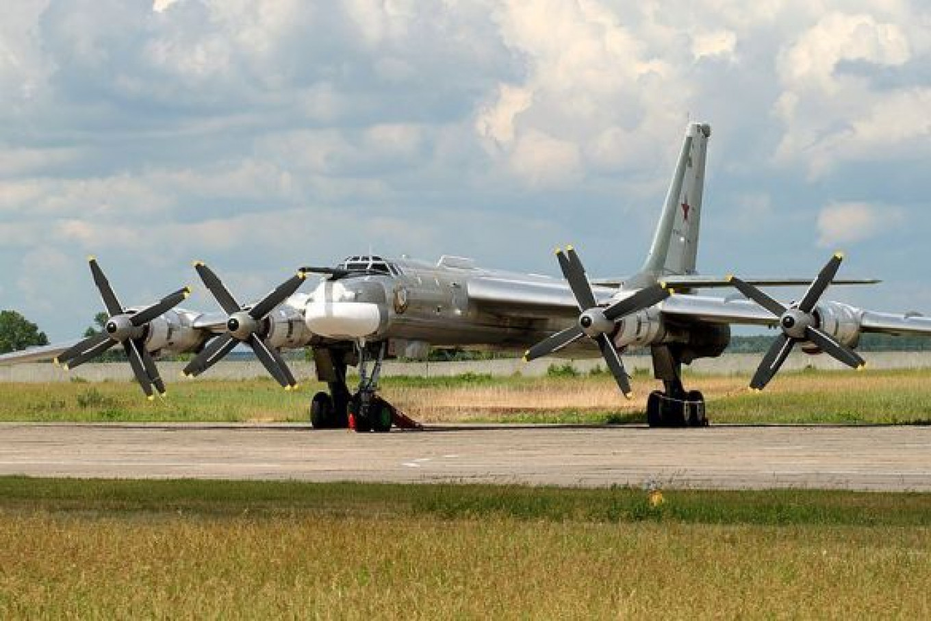 Ту 95мс. Ту-95ms. Ту-95 МС RF-94129. Самолёт ту-95. Tu-95ms range.