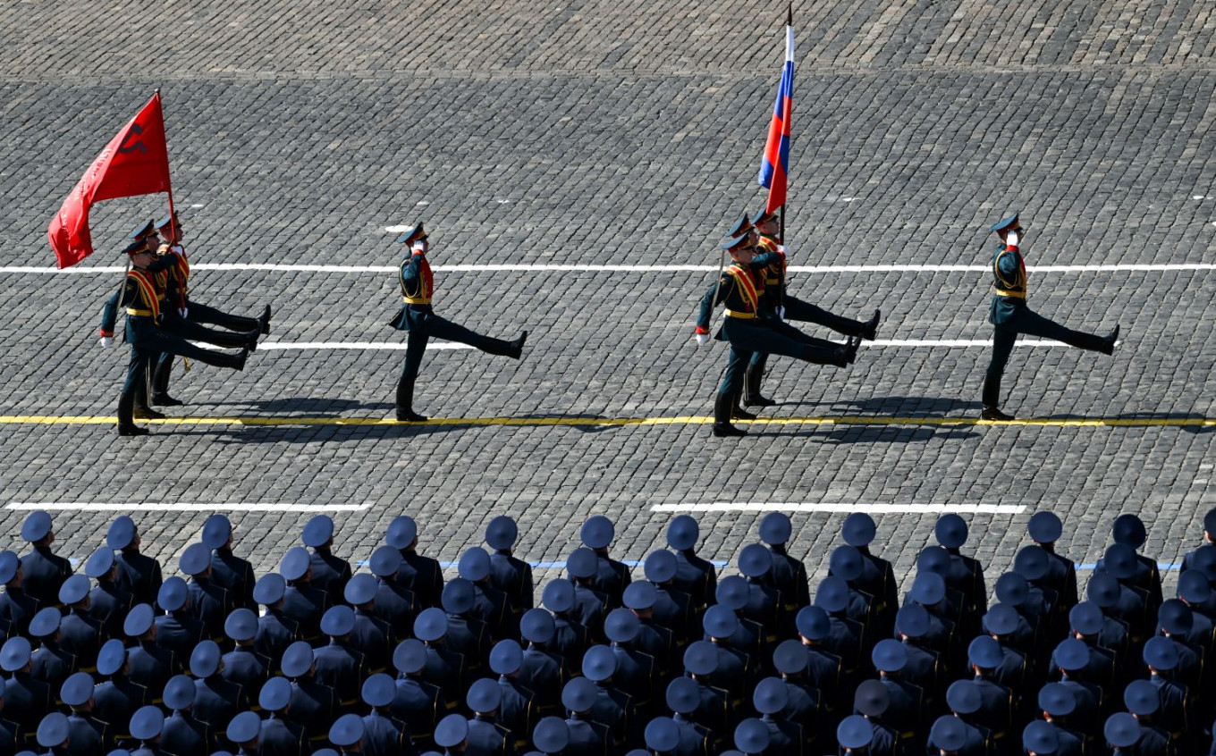 
					Russian soldiers on Red Square for the 2023 Victory Day parade. 					 					Grigory Sysoev / TASS				