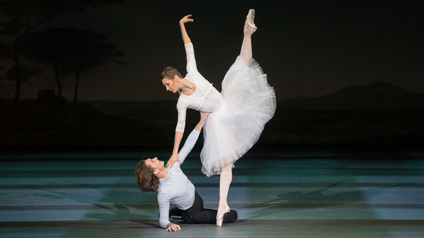 
										 					"Nureyev " / Bolshoi Theater 				