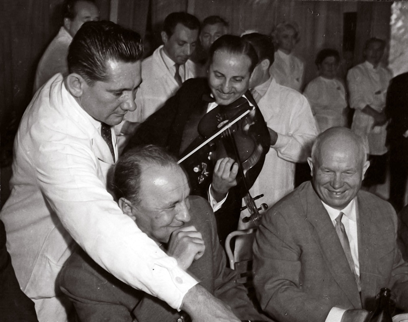 
					Hungarian leader János Kádár and Nikita Khrushchev ,1960.					 					Wiki Commons				