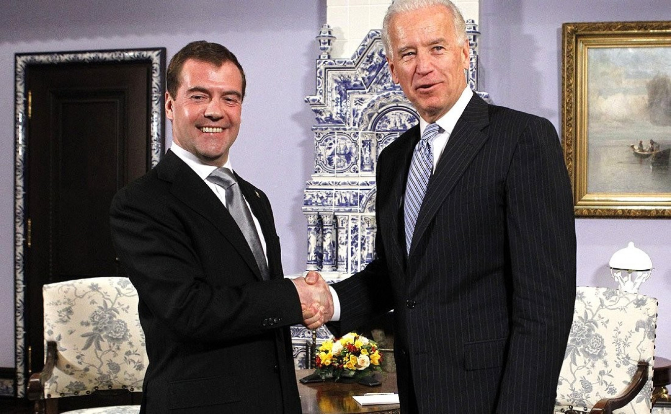 
					All smiles: Joe Biden visited Russia as Barack Obama's Vice President in 2011.					 					Kremlin.Ru				