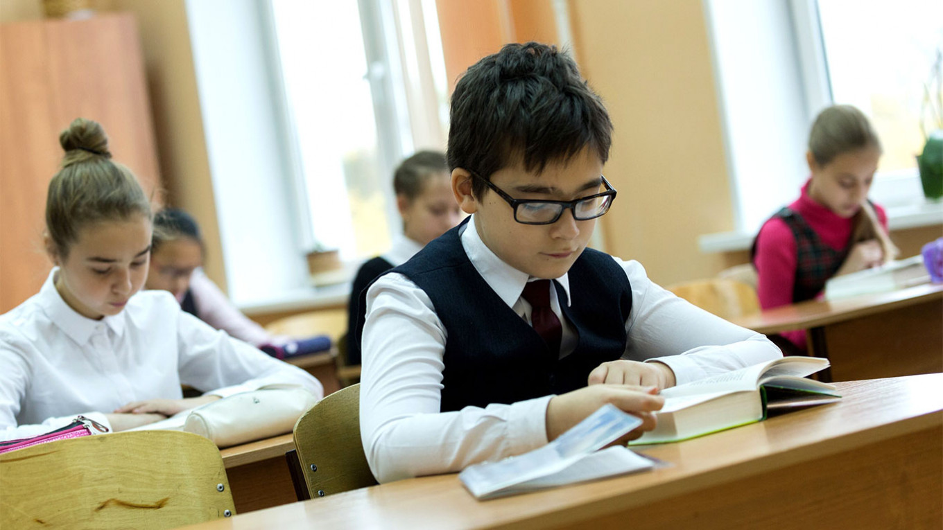 Россия добавила признание сепаратизма Украины в школьную программу