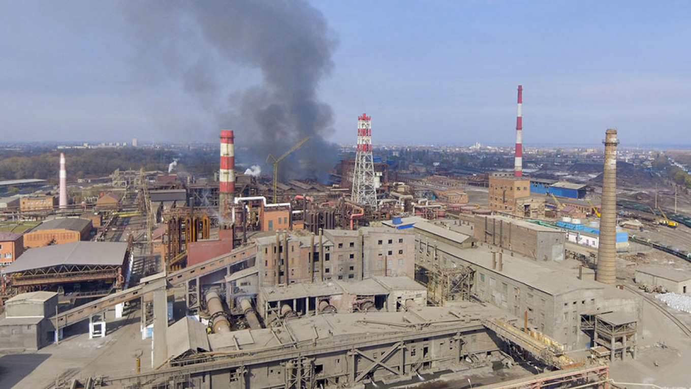 Kebakaran Pabrik Logam Memicu Protes Lingkungan di Kaukasus Utara Rusia