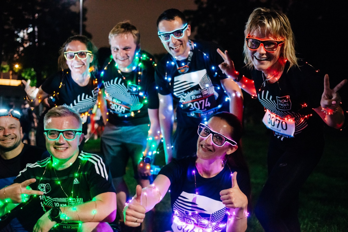 
					Some happy runners					 					Courtesy Moscow Marathon				