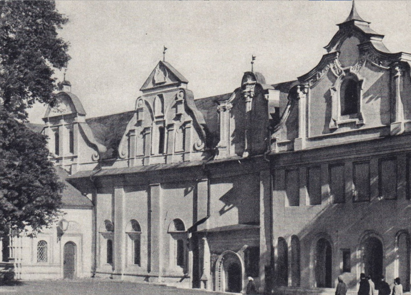 
					 Kyiv-Pechersk Lavra. Bakery (Soviet postcard, 1966).					 					Wikimedia Commons				