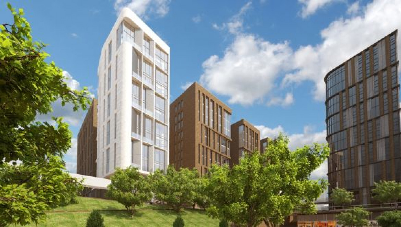 Billionaires Gain Power in Deal for Hotels