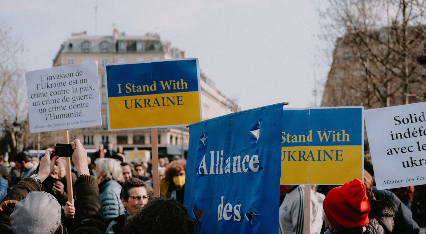
					A rally against the war in Ukraine in Paris.					 					Mathias Reding / pexels				
