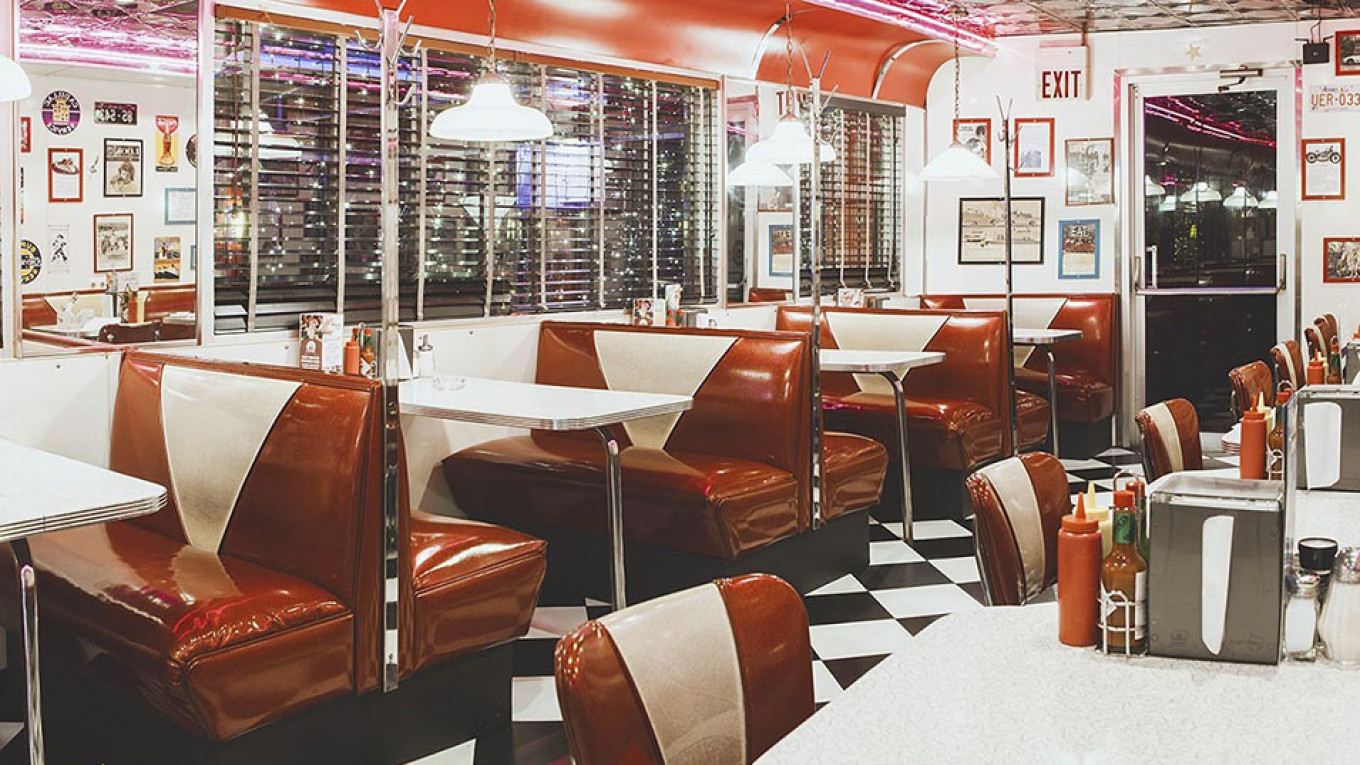 
										 					Starlite Diner				