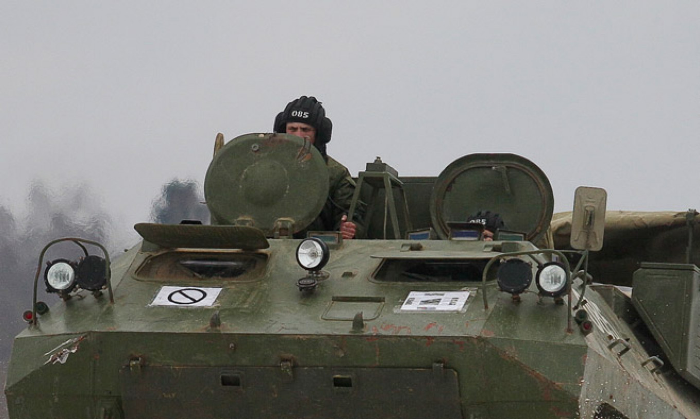 Russia's Defense Ministry Creates Military Surplus Auction House