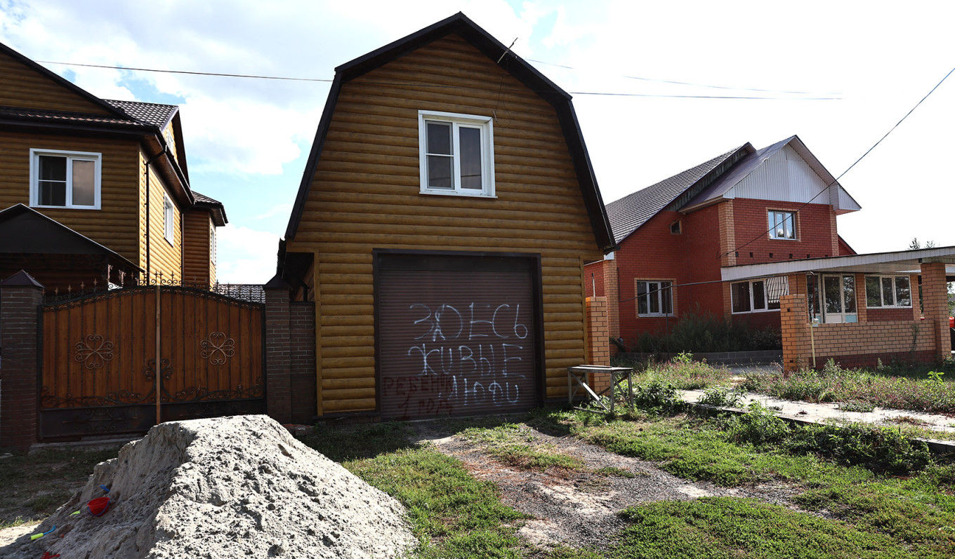 In Photos: The Russian Border Town of Sudzha Under Ukrainian Control