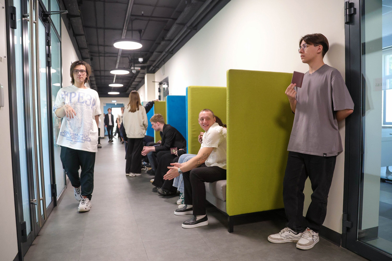 
					Students in the hallway of a Moscow school.					 					Dmitry Belitsky / Moskva News Agency				