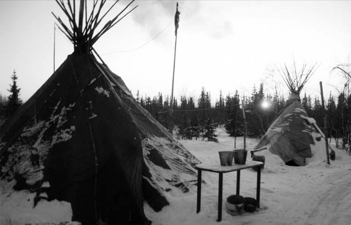 
					Many Nenets still live in chooms like these and survive through traditional occupations like reindeer herding.					 					Miriam Elder / MT				