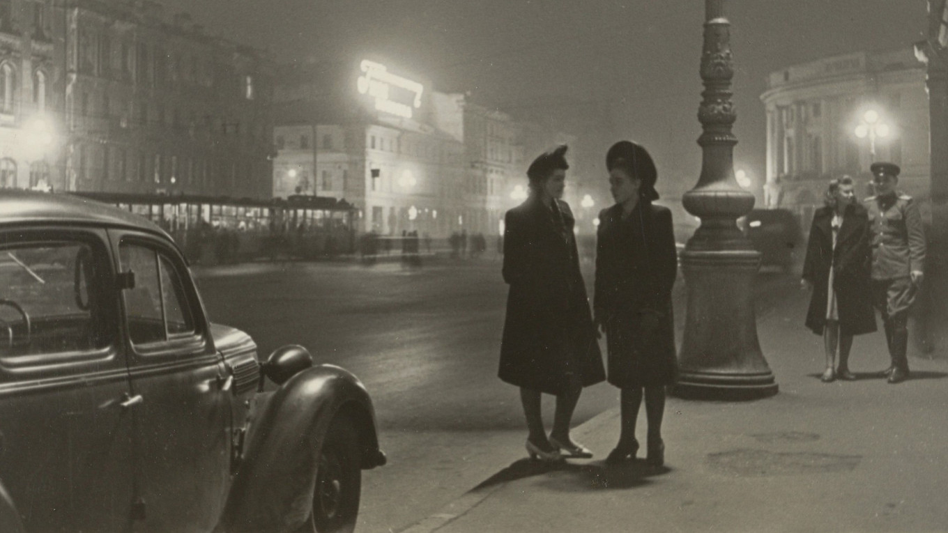 In Photos: Everyday Life in Postwar Leningrad - The Moscow Times