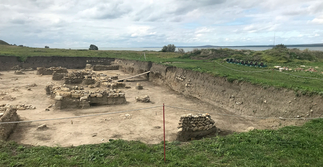 
					Separated from Crimea by the narrow Kerch Strait, Phanagoria was an ancient trading hub.					 					Felix Light / MT				