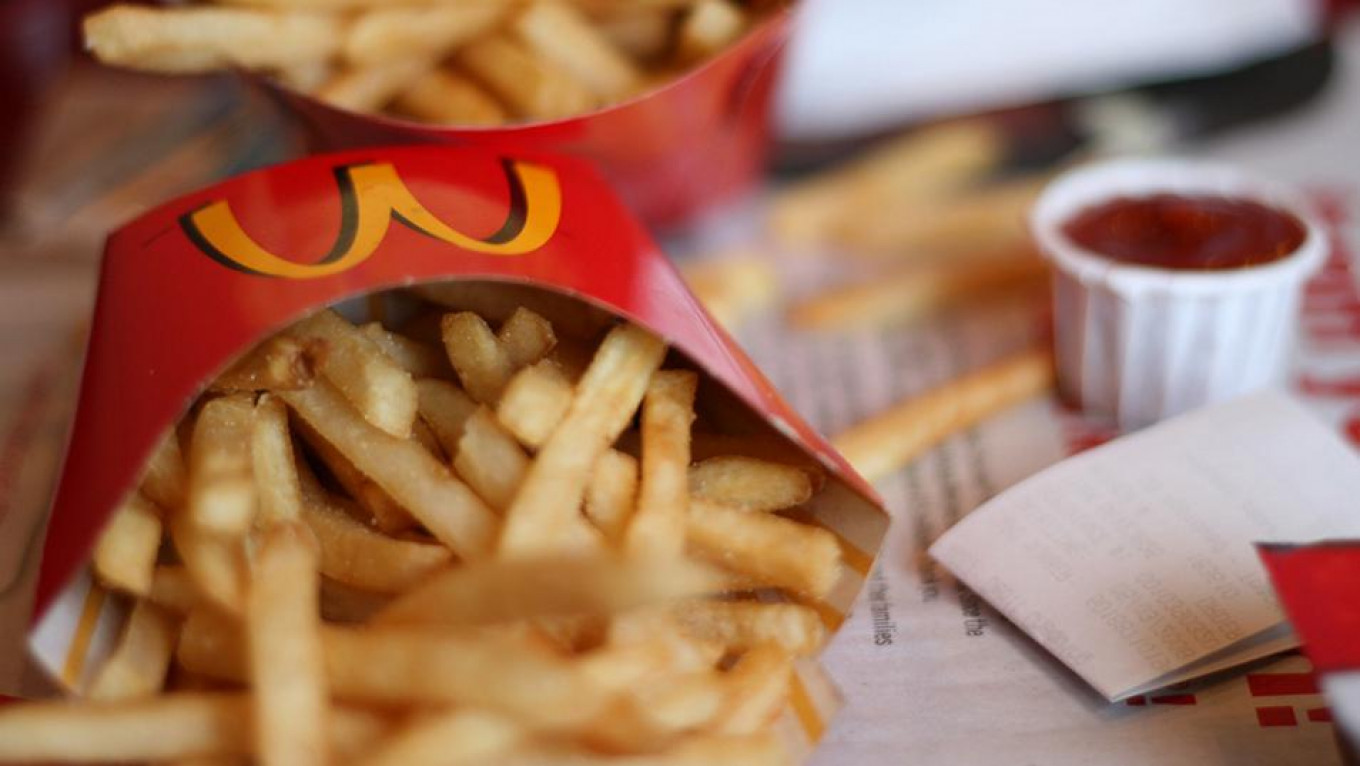 McDonald's Russia Turns to Homegrown Fries Amid Ruble Volatility