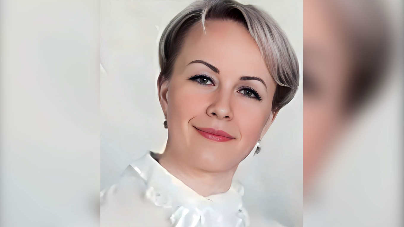 
					Olga Seldeva.					 					Social media				