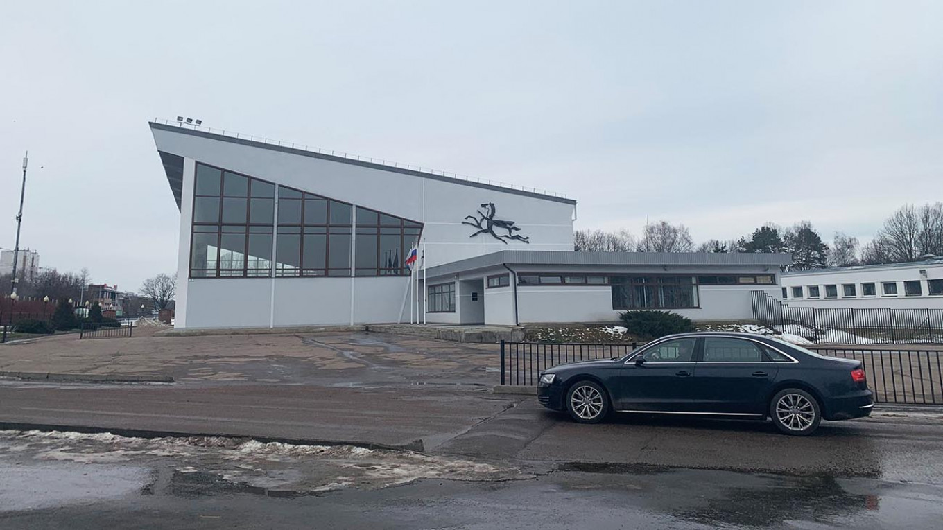 
					Moscow Stud Farm No. 1, founded by the first Soviet leader Vladimir Lenin and known for breeding Russia’s most famous horse, the Orlov Trotter.					 					Pjotr Sauer / MT				