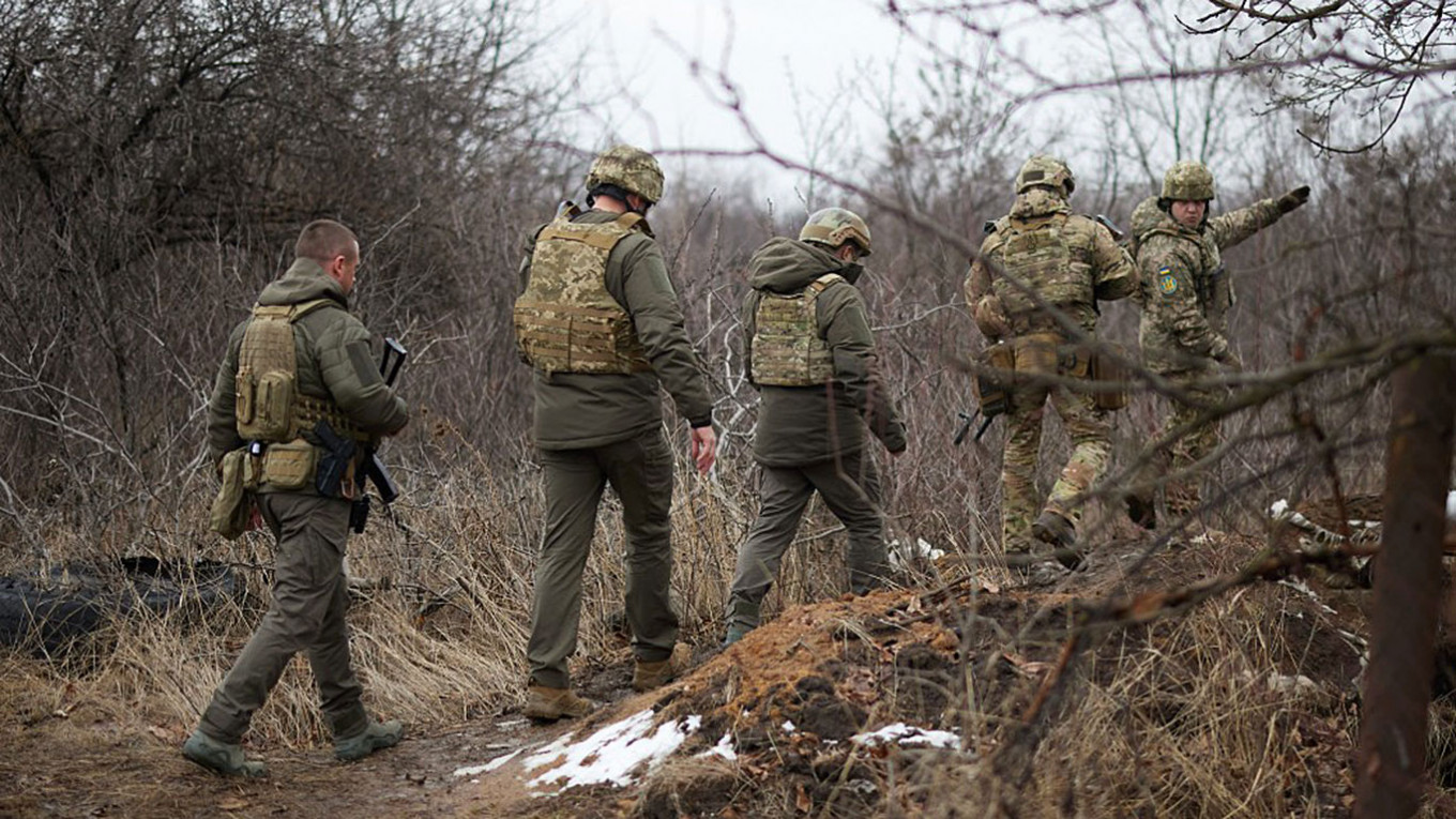 Ukraine Border Service Says No Sign Of Russian Troops The Moscow Times