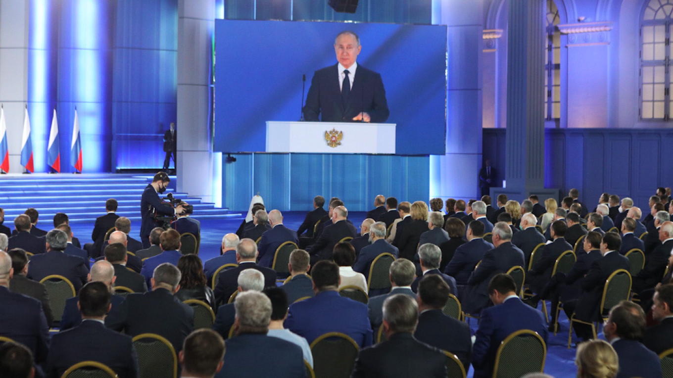 Putin Announces New Cash Handouts, Familiar Policies in Pre-Election Pitch - Vimarsana News