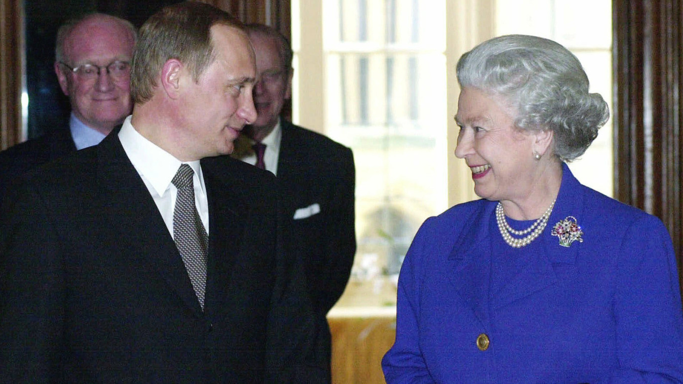queen elizabeth 11 visit to russia
