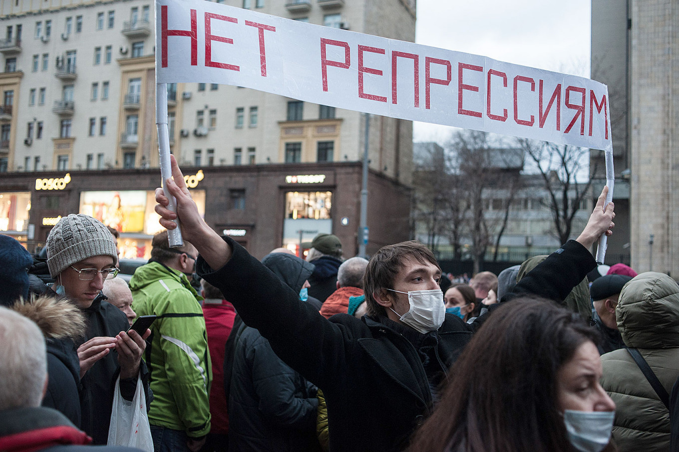 In Photos: Navalny’s Supporters Take to the Streets - The Moscow Times