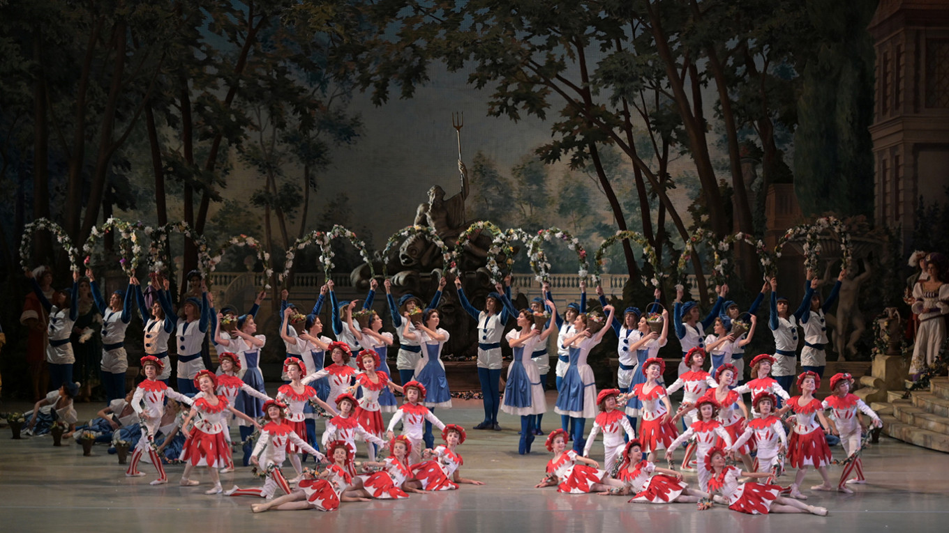 
										 					Valentin Baranovsky for the State Academic Mariinsky Theater				