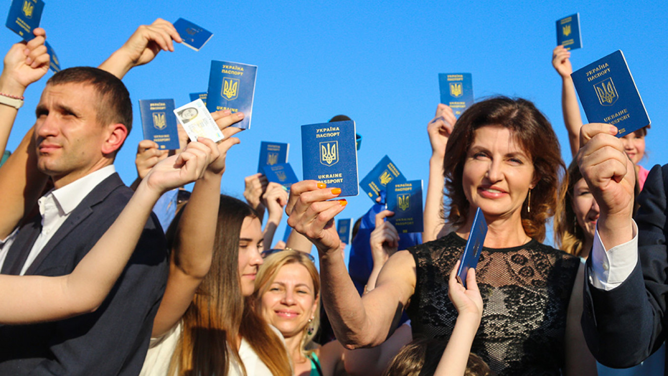 ukraine-announces-fast-track-passports-after-putin-s-russian