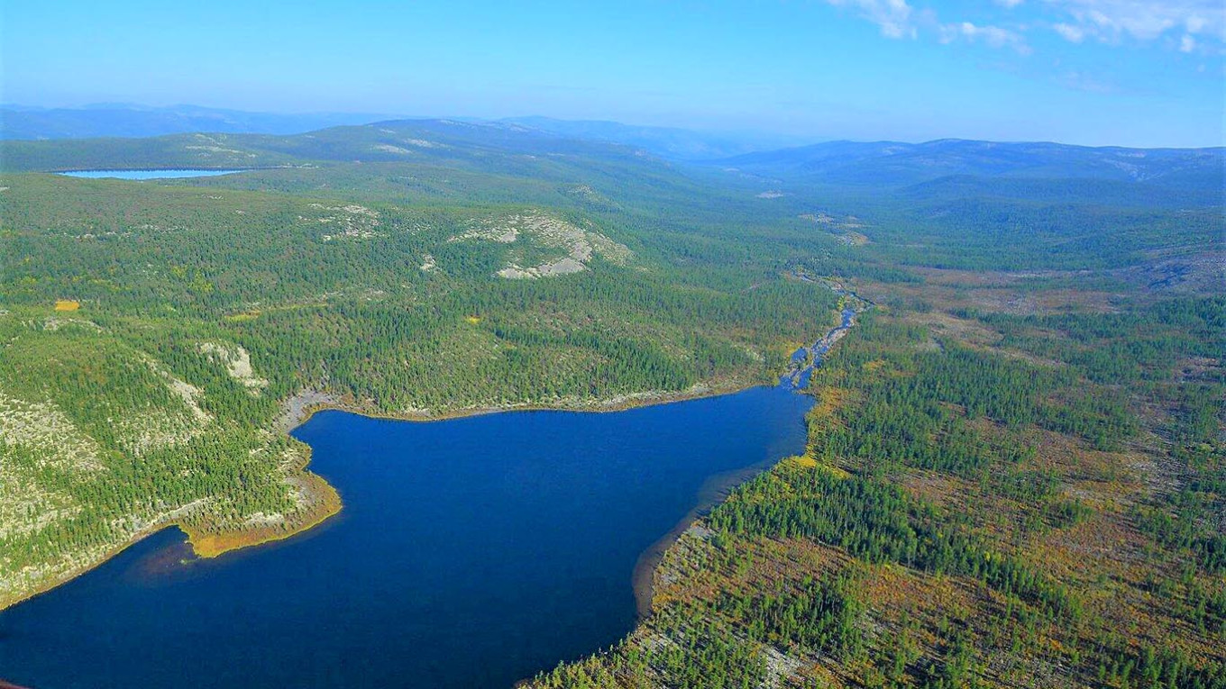 
					Lake Bolshoye Toko, the deepest lake in the republic of Sakha.					 					Rubets (CC BY-SA 3.0)				