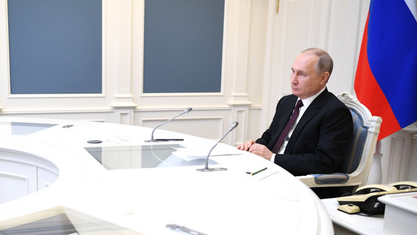 The Kremlin Faces a Difficult 2021 - The Moscow Times - Vimarsana News