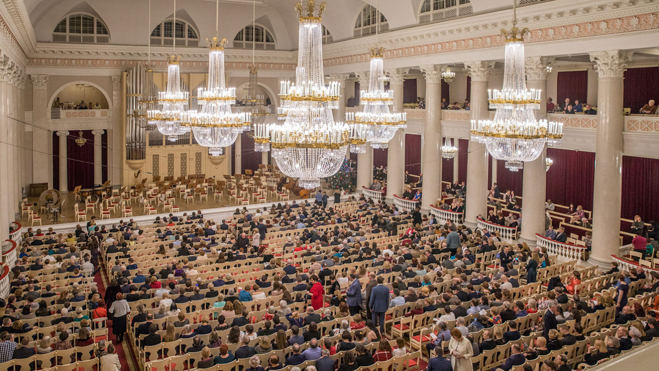 Aula Philharmonic St. Petersburg.  Ninara (CC BY 2.0)