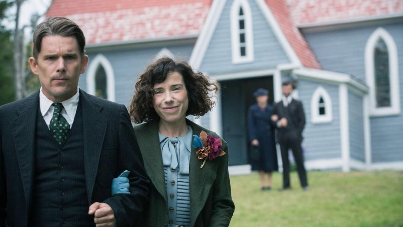 
					Ethan Hawke and Sally Hawkins star in "Maudie."					 					sonyclassics.com				