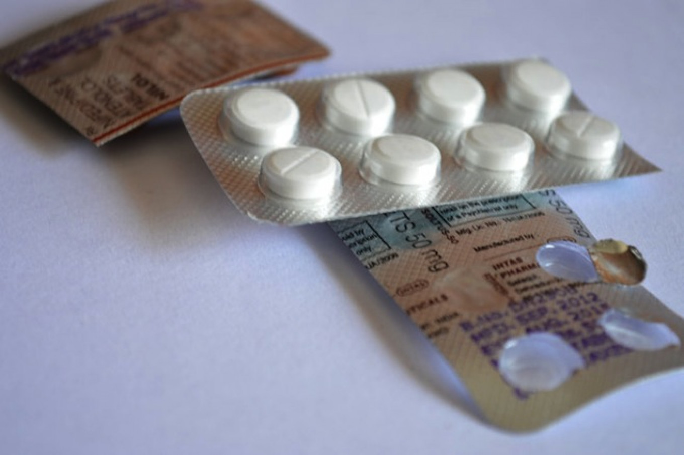 Siberian Pensioner Steals Virility Drug, Gobbles Pills During Escape