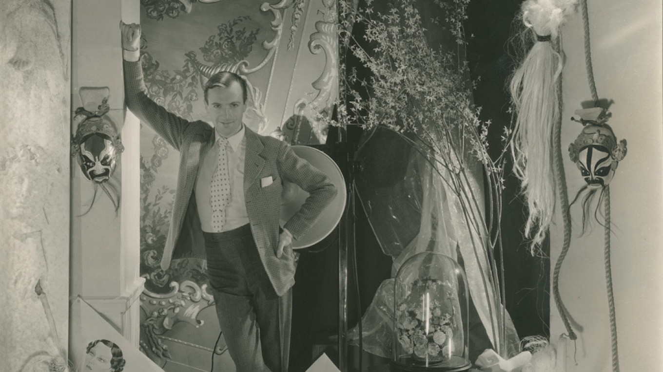 Cecil Beaton Comes 'Home' to Russia - The Moscow Times - Vimarsana News