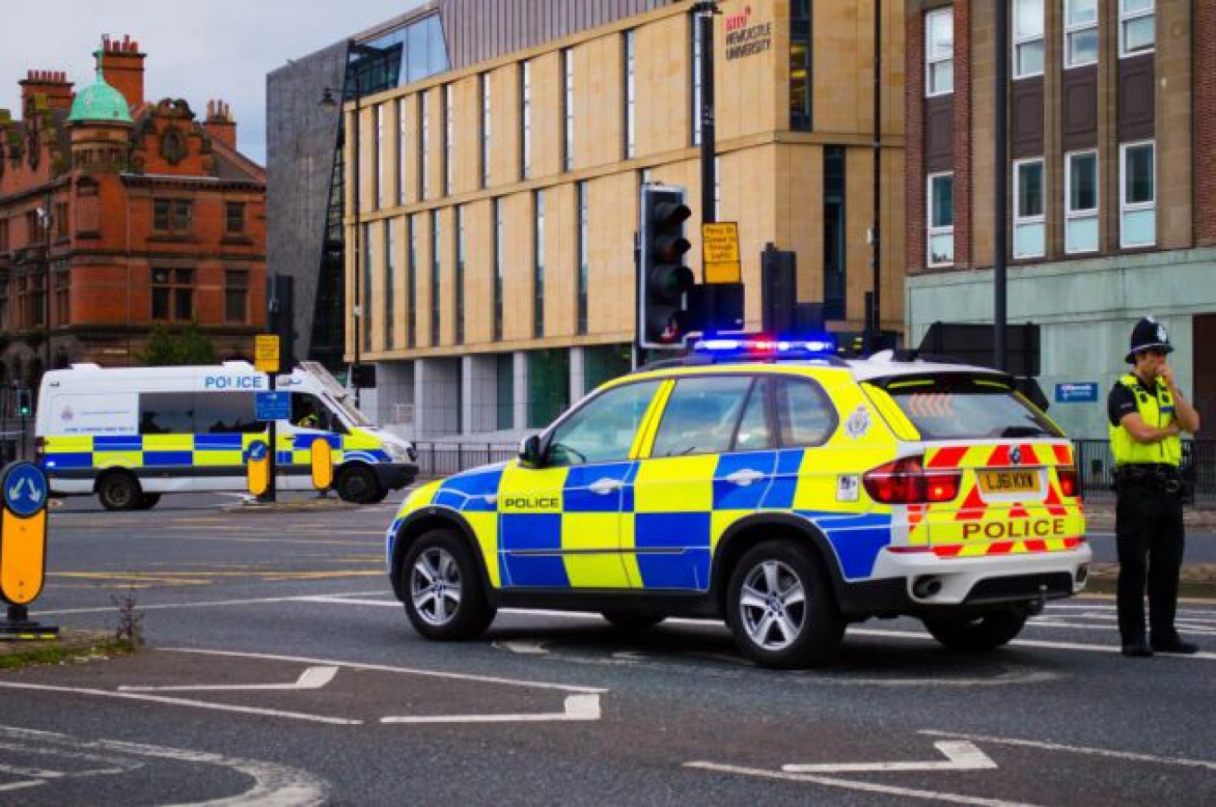 Newcastle Uni Bomb Scare Prompts Arrest 2 Russian Students