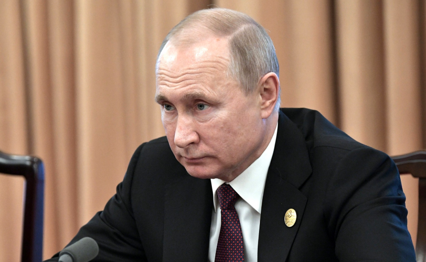 Putin Signs Internet Isolation Bill Into Law - The Moscow Times