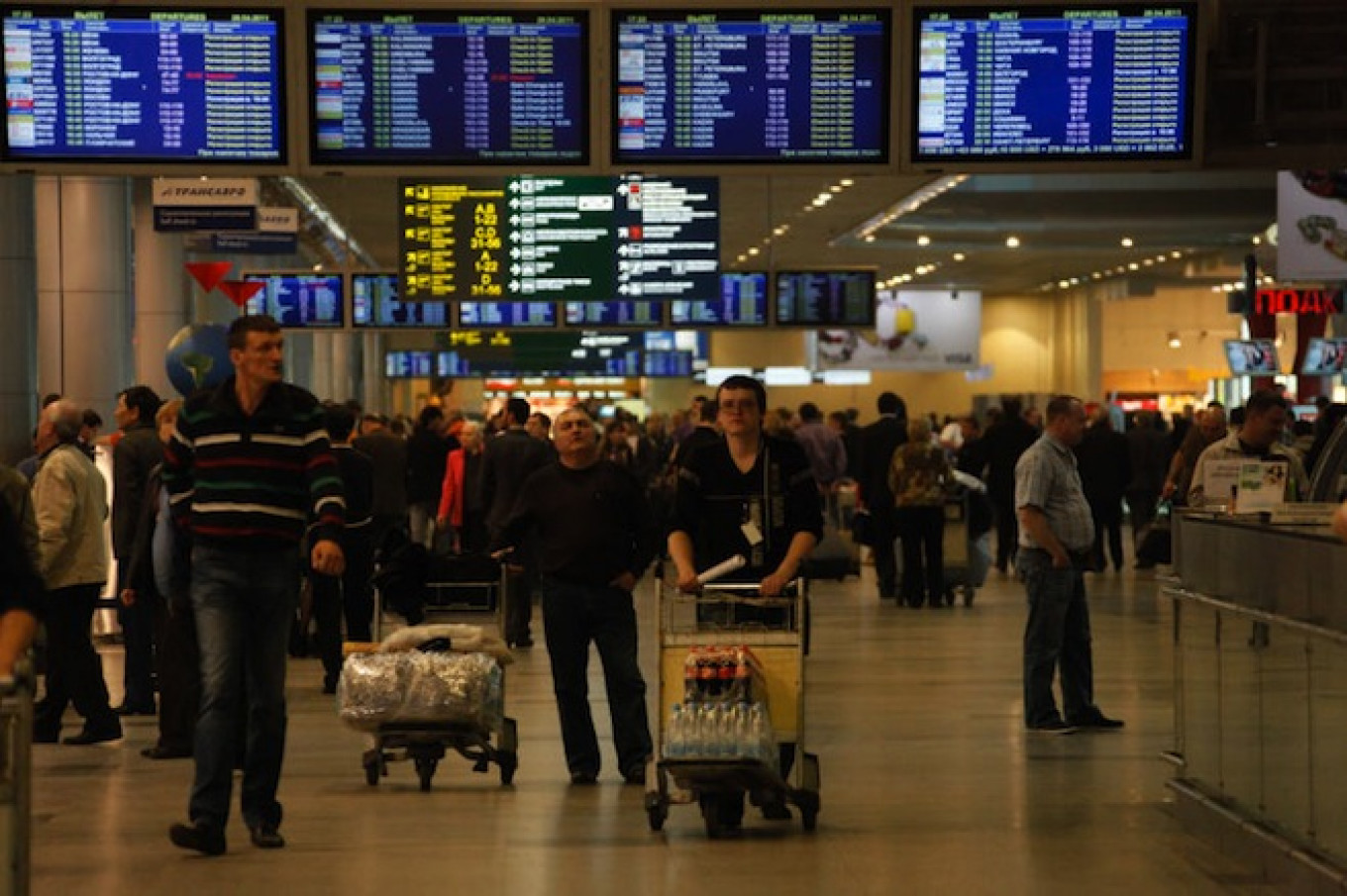 Prices of Airline Tickets to Leave Russia Rise 17 Percent