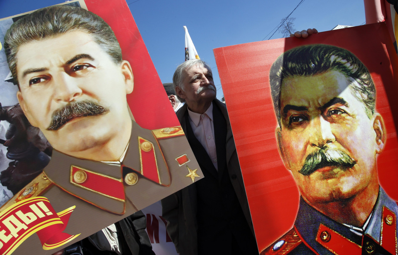 Half of Russians Now Support Stalin's Role in WWII