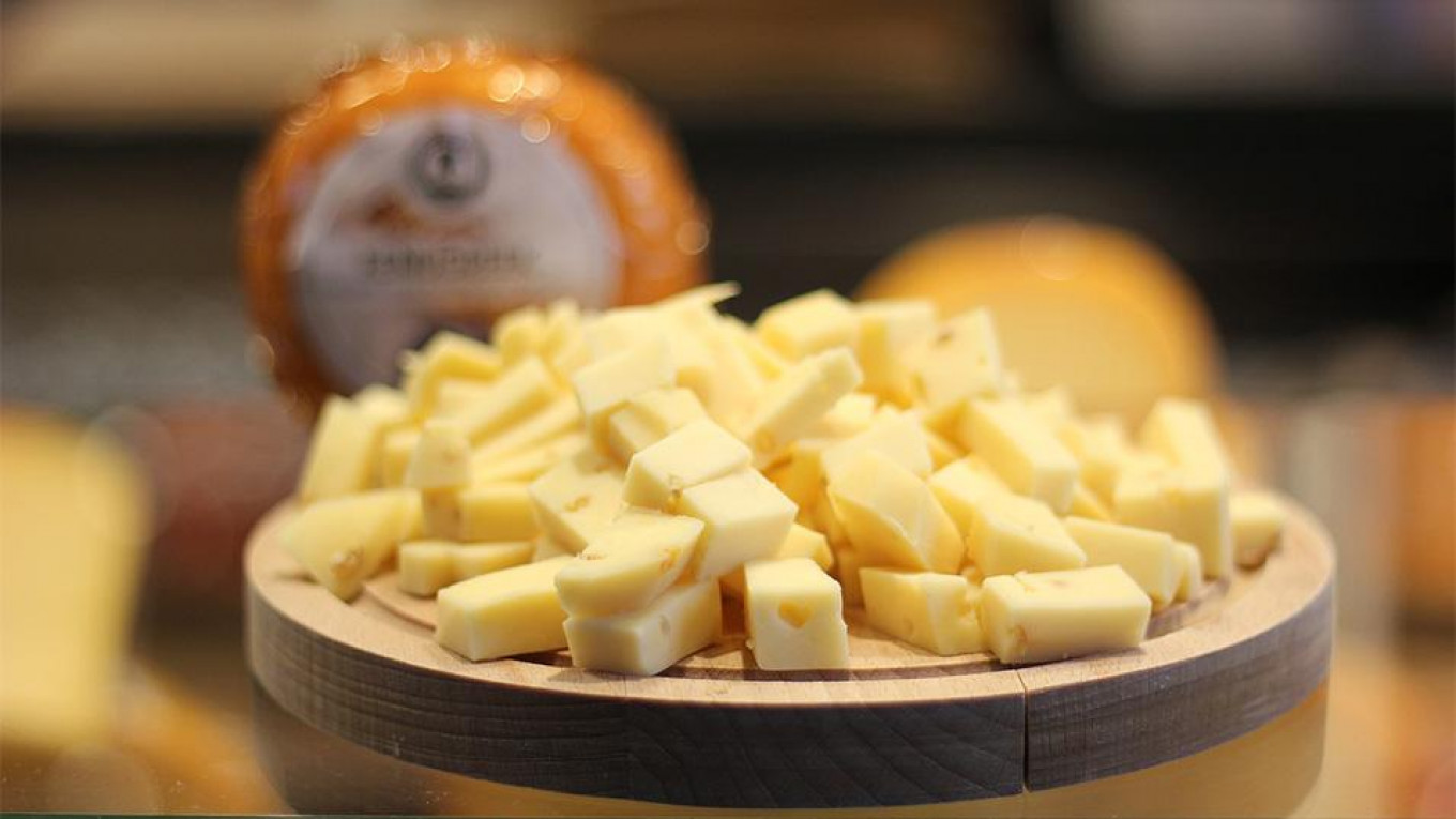 Up to 25 of Cheese in Russia Is Fake, Smuggled From