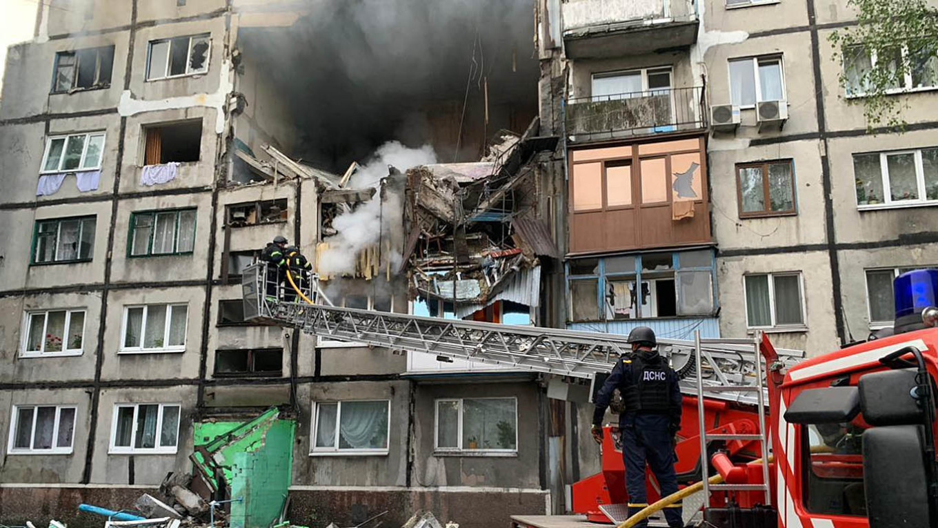 
					An apartment building in Ukraine's Donetsk region after Russian shelling.					 					State Emergency Service of Ukraine				