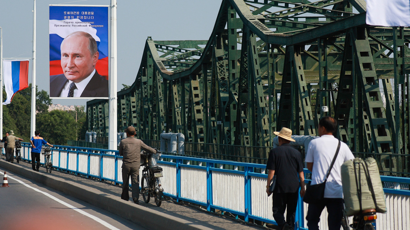 In Photos: North Korea Rolls Out the Red Carpet for Vladimir Putin