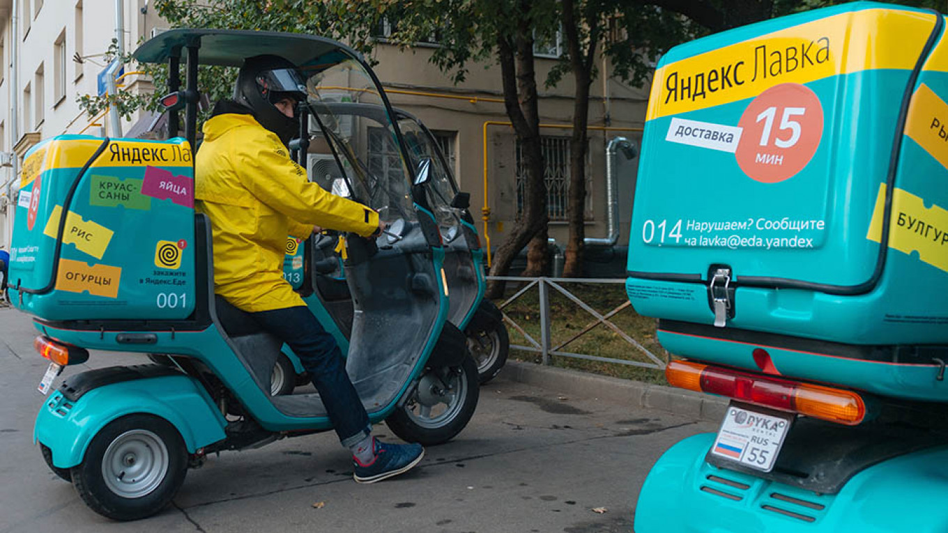 
					Yandex Lavka is just one of the services offering ultra-fast grocery delivery across Moscow and Russia's largest cities.					 					TASS				