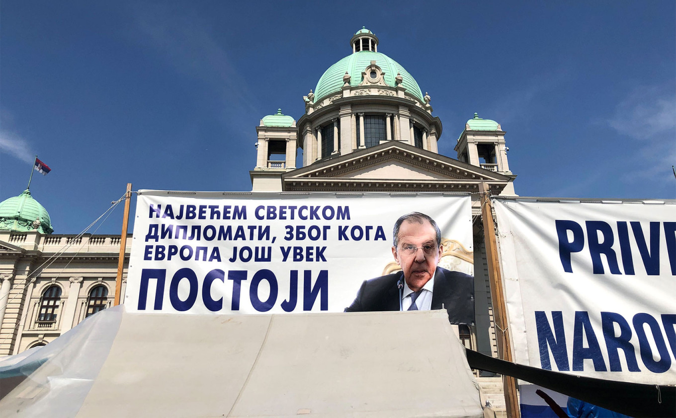 
					A billboard featuring Russian Foreign Minister Sergei Lavrov. 					 					Leyla Latypova / MT				
