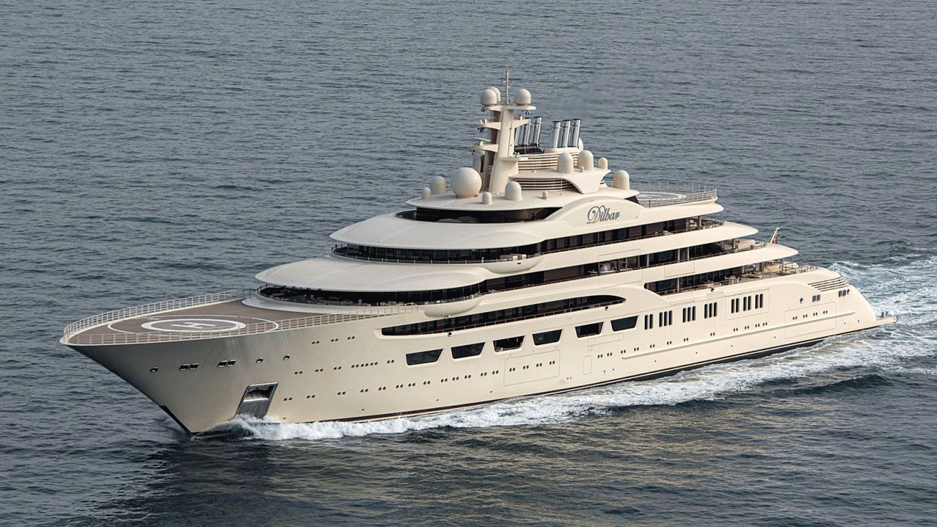 Dilbar deals yacht owner