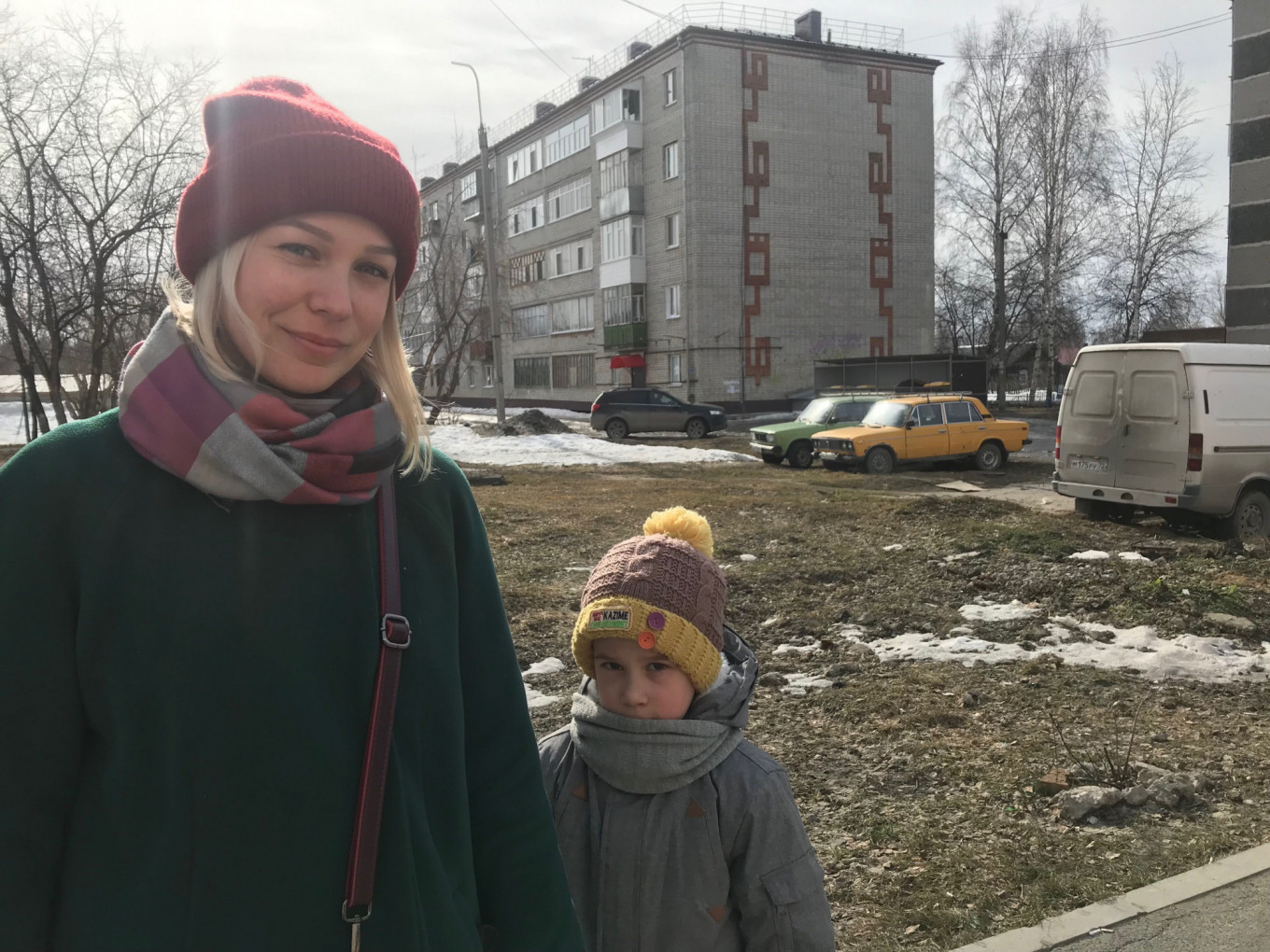
					Anastasia Volkova is thinking of leaving Tobolsk because of cancer worries.					 					Evan Gershkovich / MT				