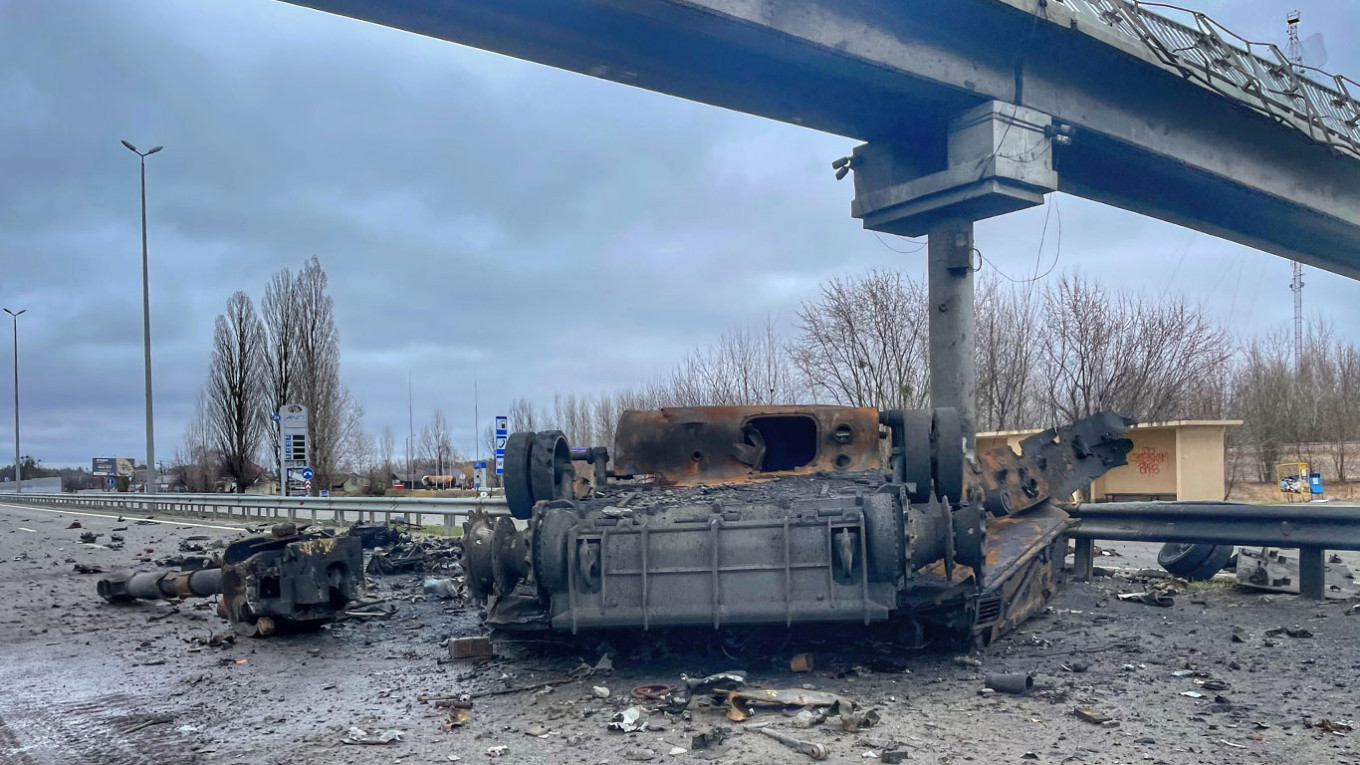 
					A destroyed Russian military vehicle in Ukraine.					 					Enno Lenze (CC BY 2.0)				