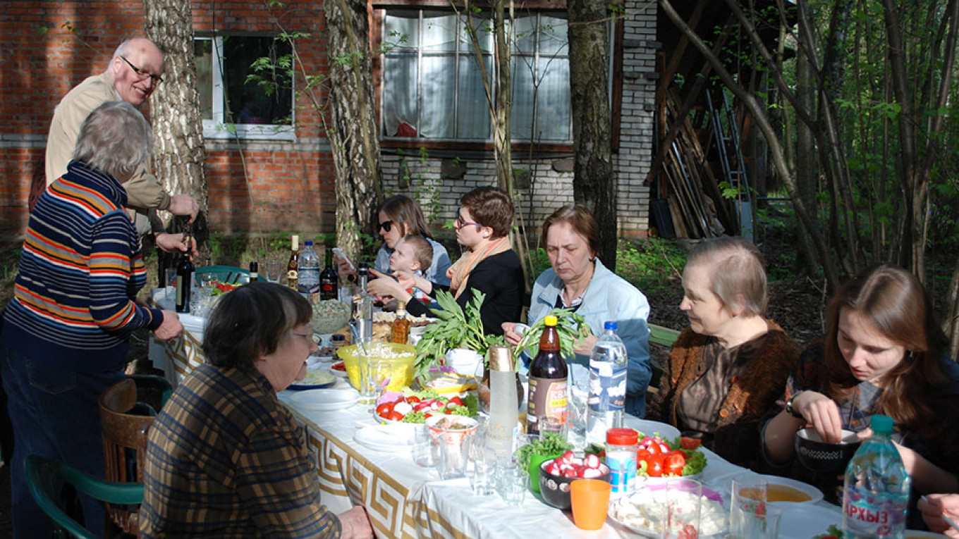 
					Shashlyk every weekend. Call over the neighbors.					 					Michele A. Berdy / MT				