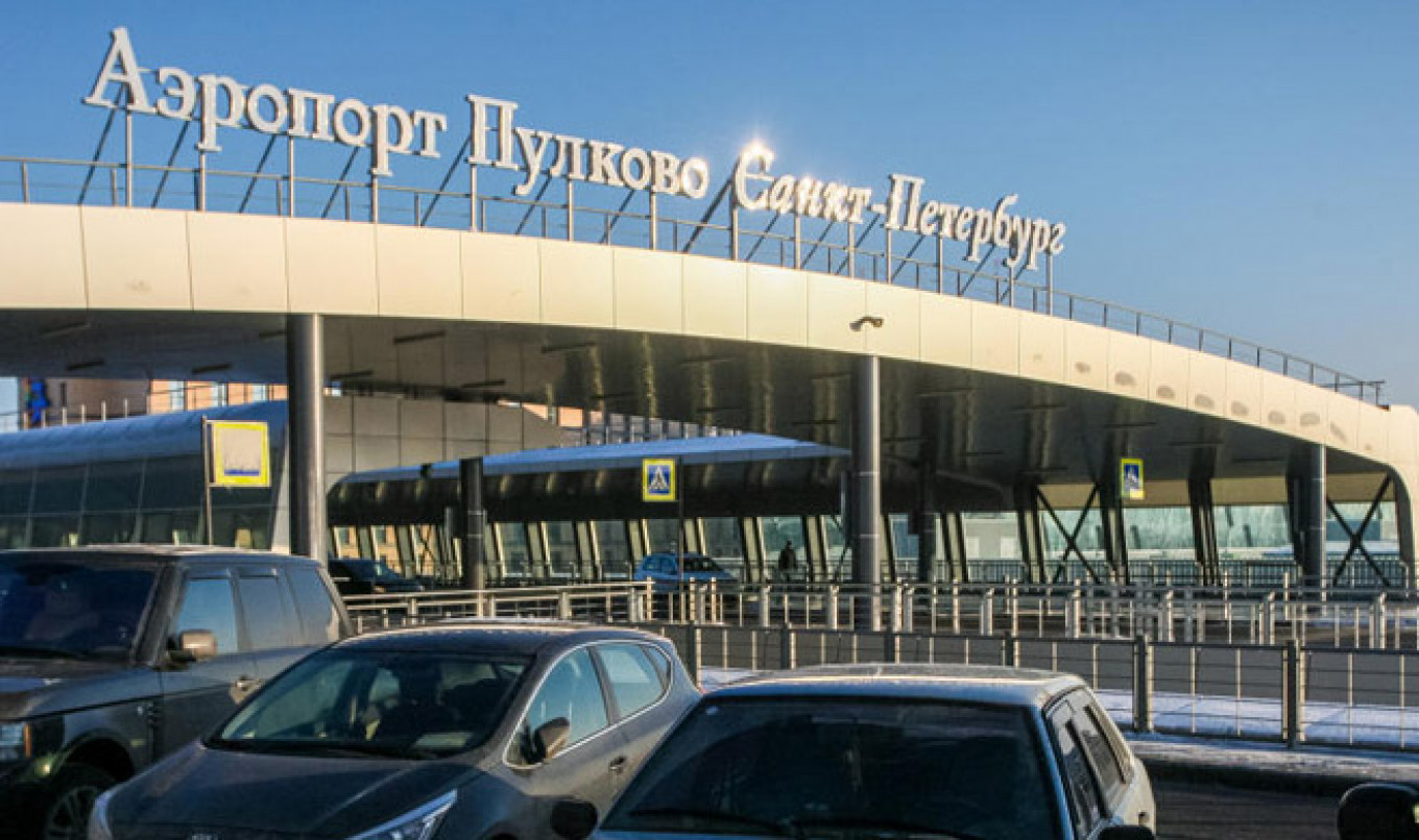 Foreign Airlines Cancel Routes From Russian Airport