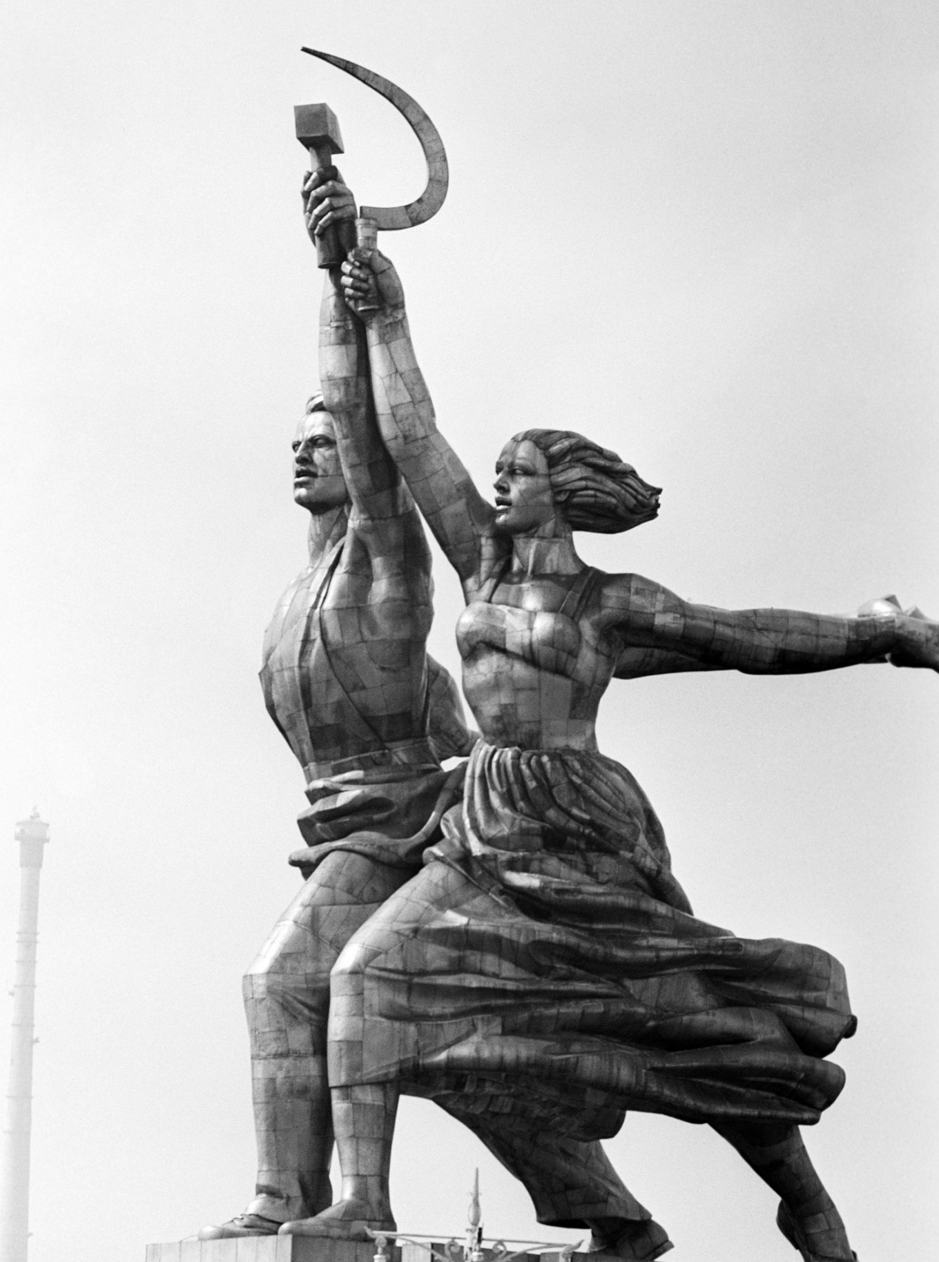 
					Worker and Kolkhoz Woman, 1939					 					TASS				