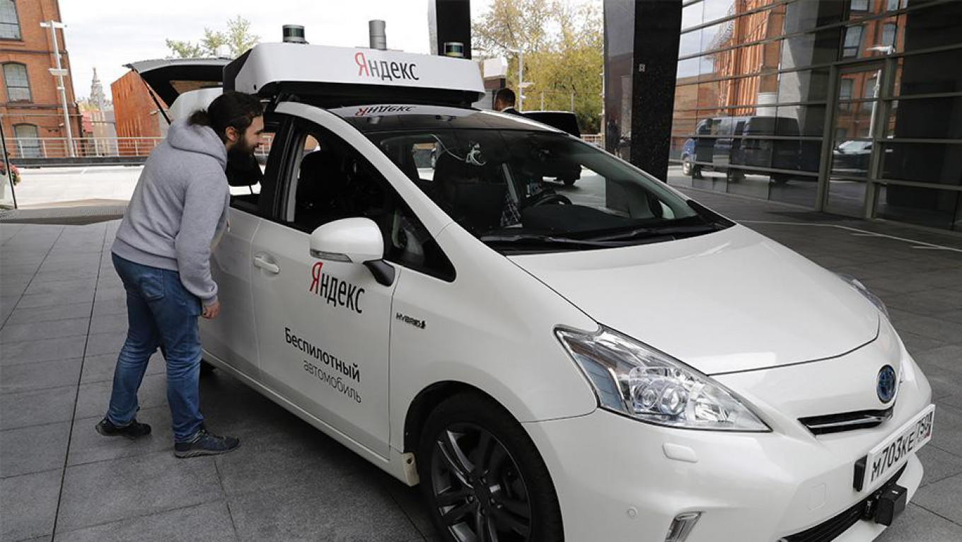 Russian Company Launches First Driverless Car in Moscow